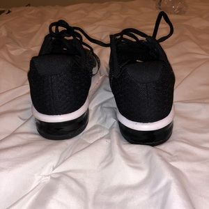 Nike Shoes - Black Nike AIRMAX Nike Shoes - Black Nike AIRMAX
